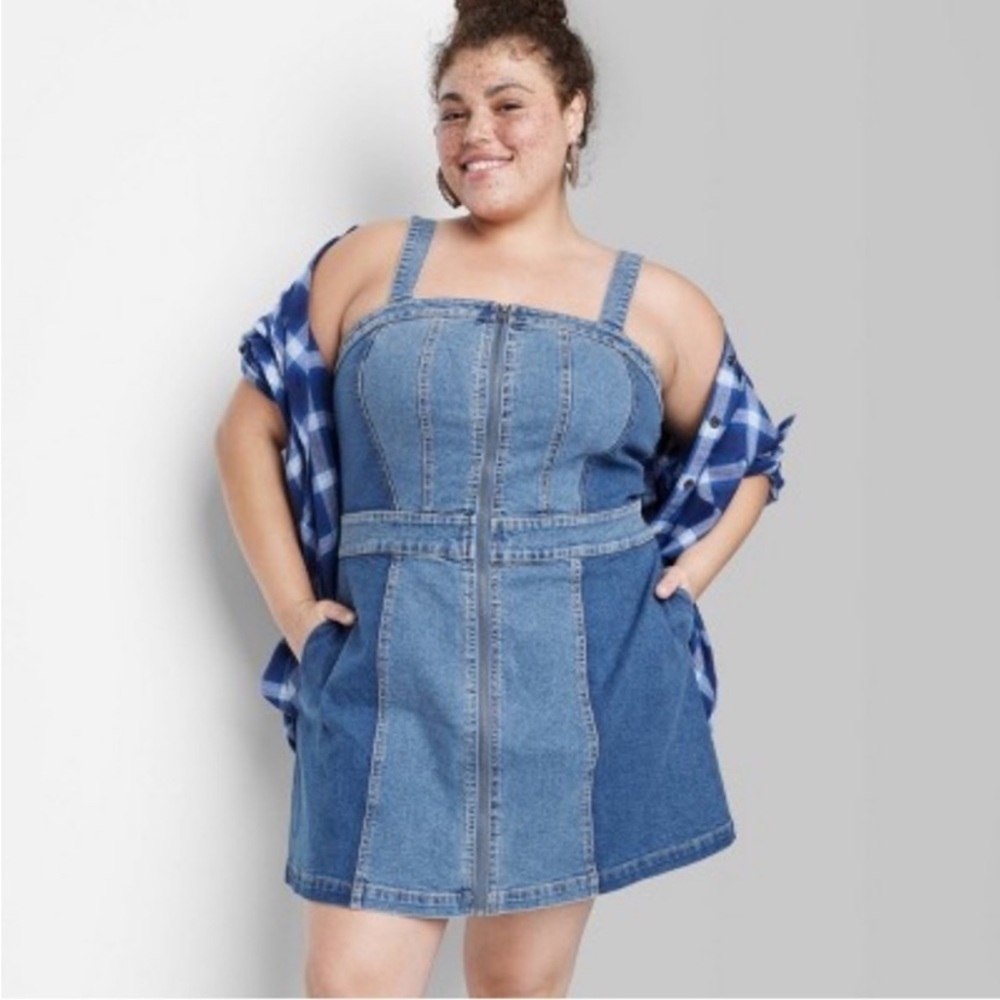 Denim Mini Pinafore - Medium Wash
Patchwork NWT N… - image 4